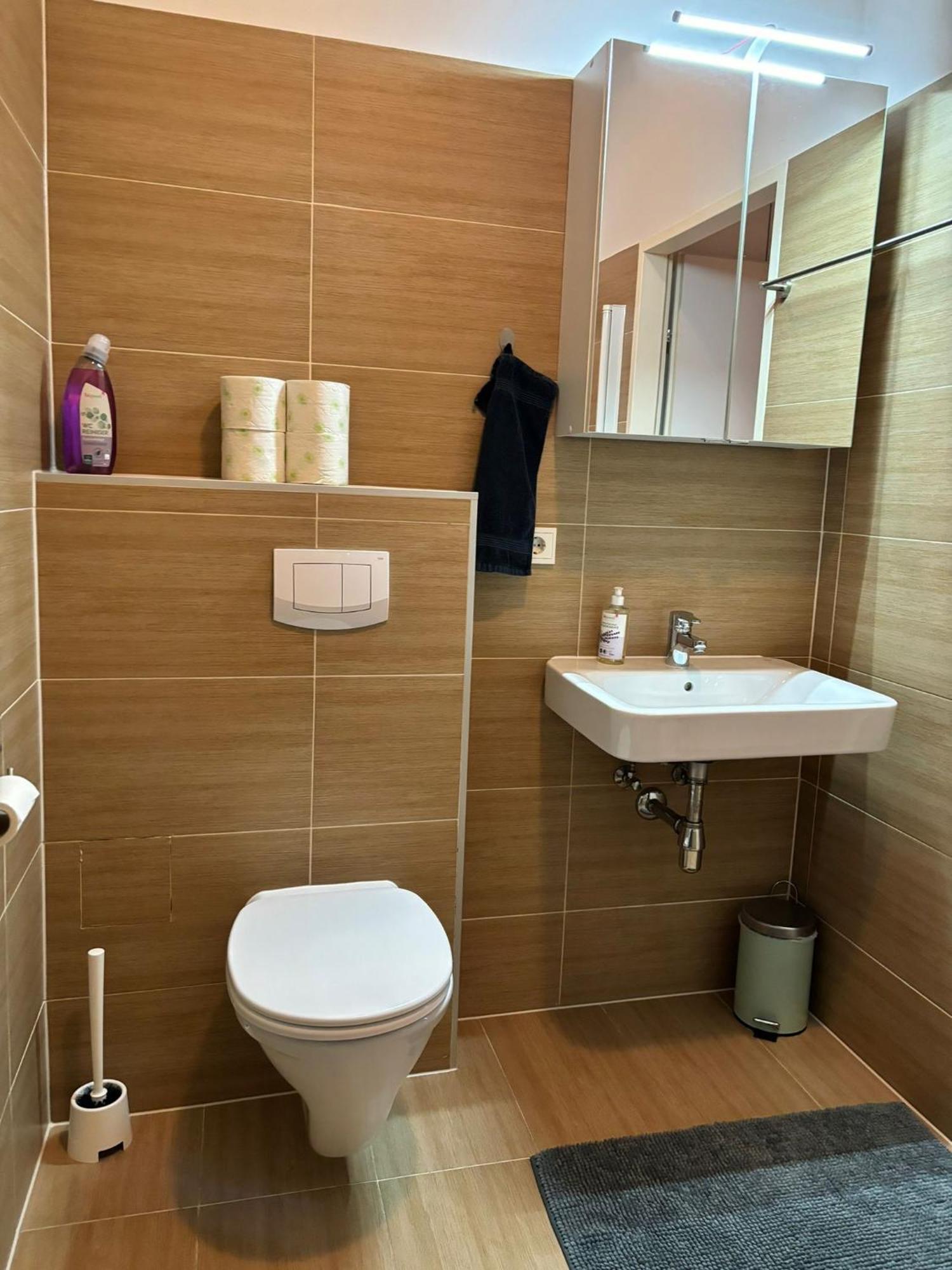Casa Nostra - Ruhig & Zentral Wohnen Am Augarten Vienna Esterno foto